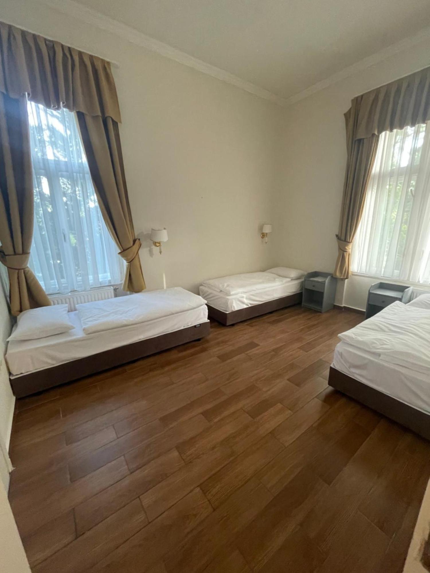 شيوفوك Jokai Villa المظهر الخارجي الصورة