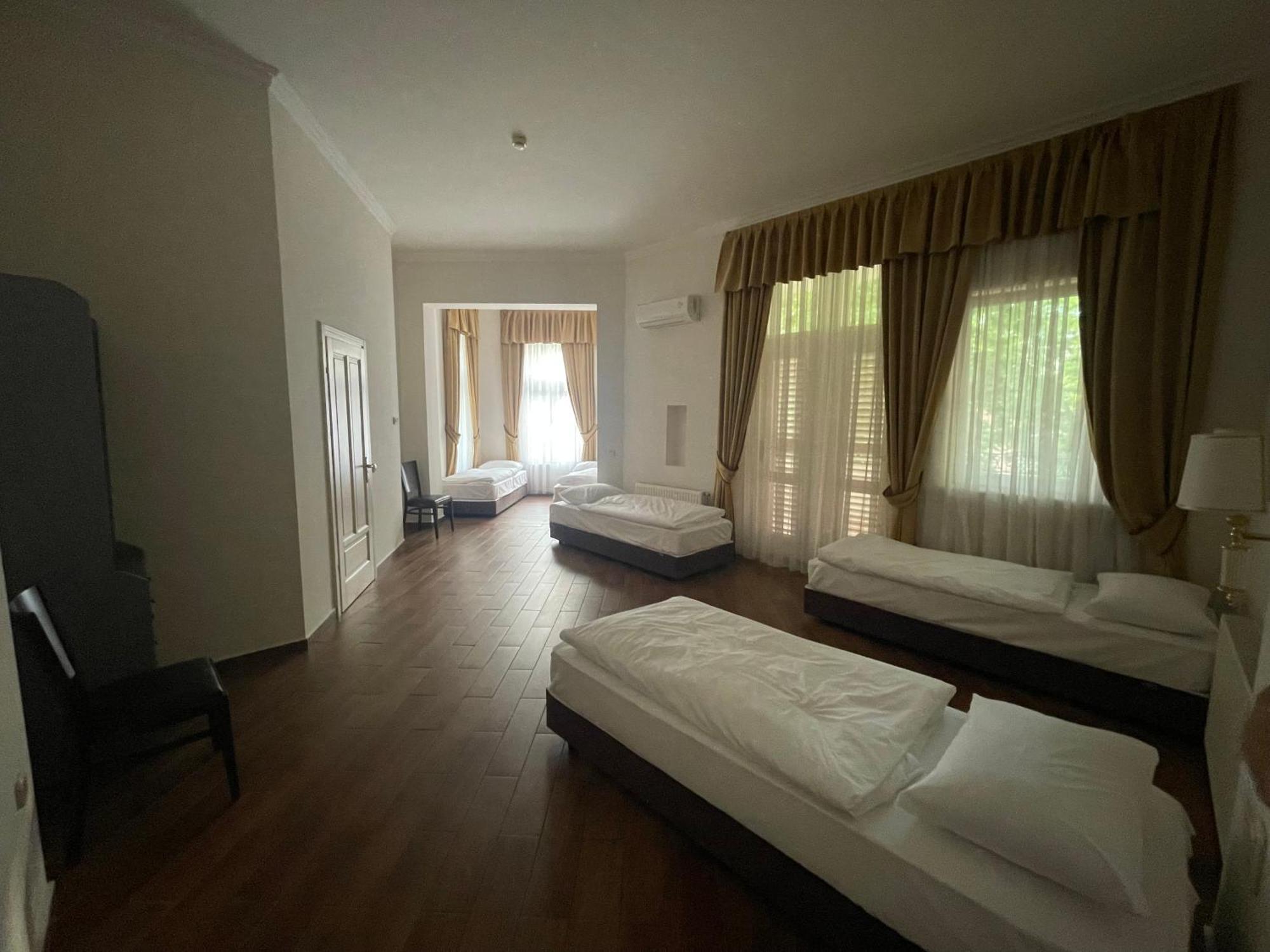 شيوفوك Jokai Villa المظهر الخارجي الصورة