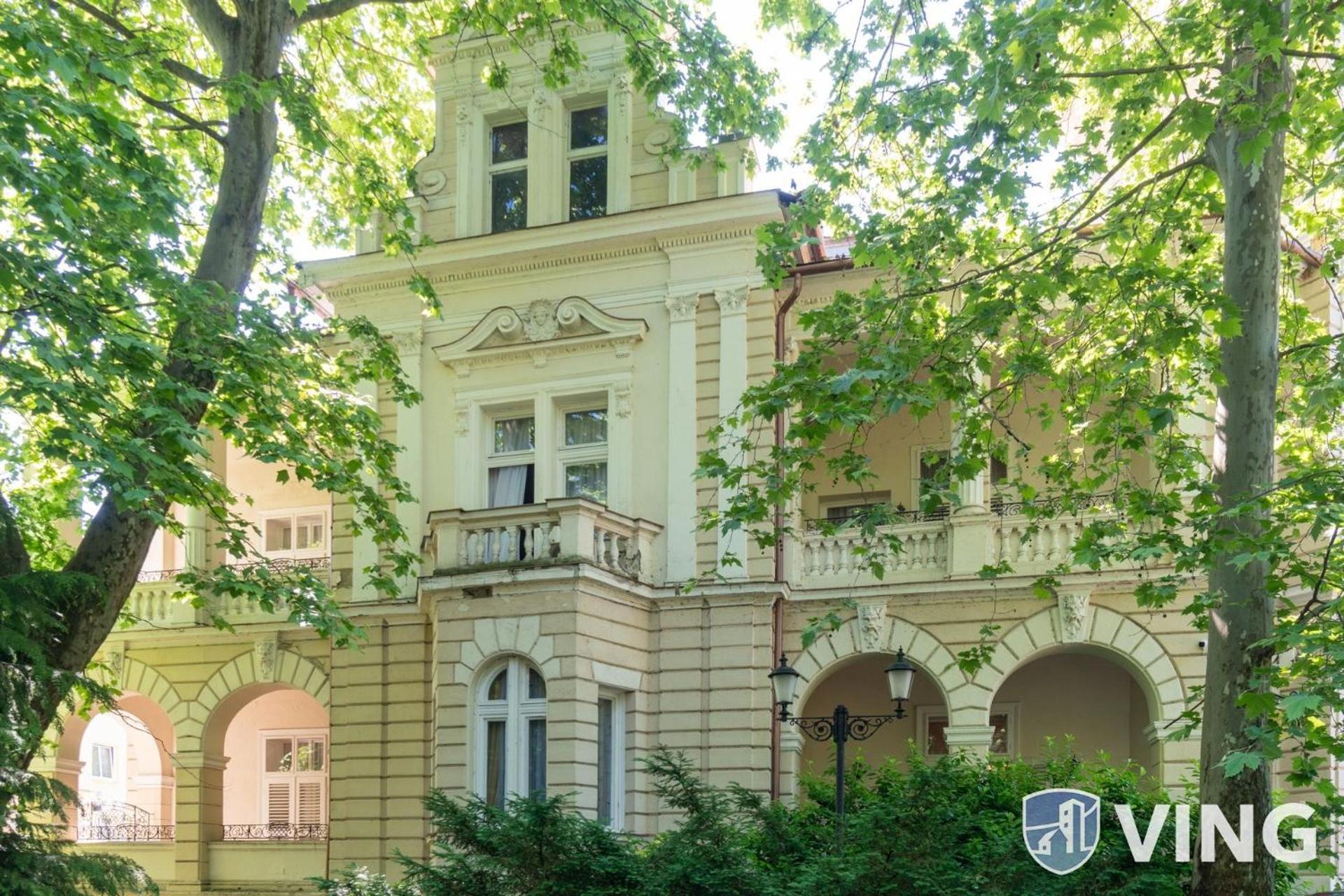 شيوفوك Jokai Villa المظهر الخارجي الصورة